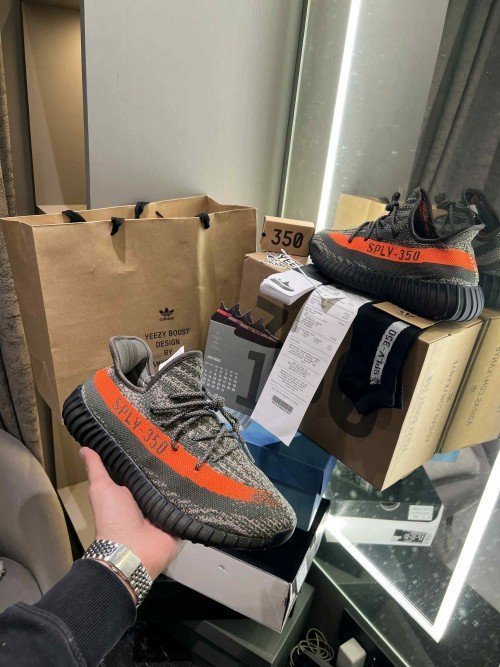 Adida s Yeezy 350 V2 Carbon Beluga Semi UA TOP BATCH UA - Image 2