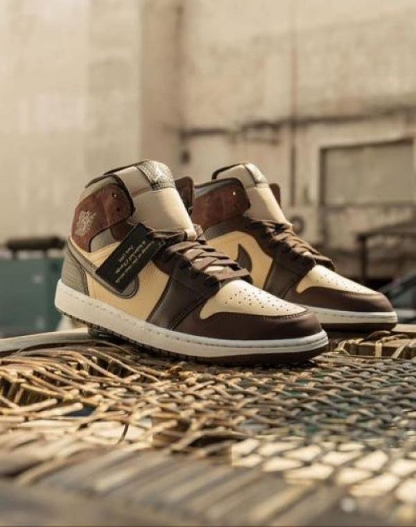 Nikke Air Jordan 1 Mid SE Paris YMCA TOP BATCH UA - Image 4