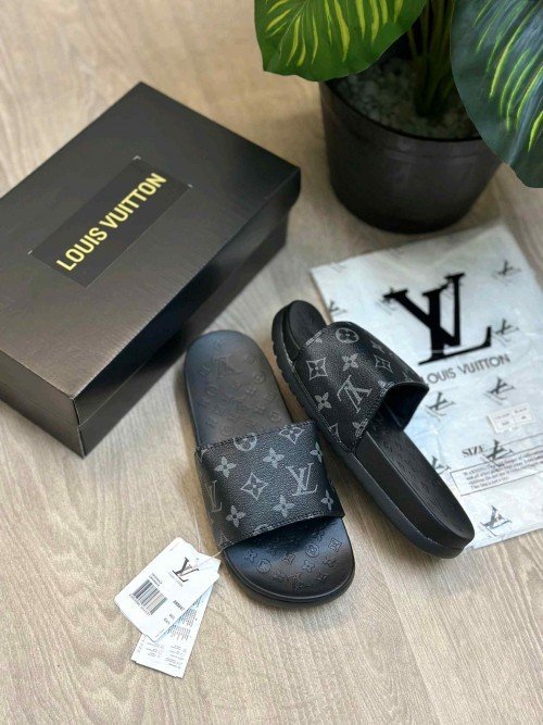 Louis Vuitton Monogram Soft Cusion All Black Flip Flop - Image 2