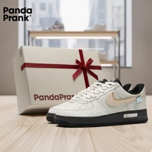 nik-e-airforce-1-panda-prank-x-merry-christmas