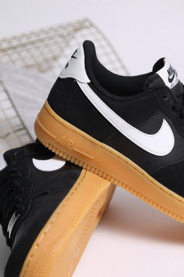 Nik.e AirForce 1 Low 07 Black Suede Gum - Image 2