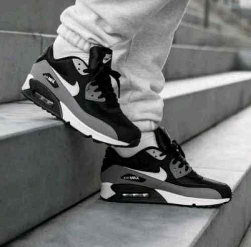 Nikkee AirMax 90 Essential Blackwhite