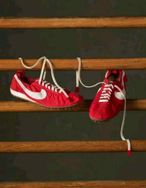 Nikkee X Jacquemus Moon Shoe SP University Red - Image 2