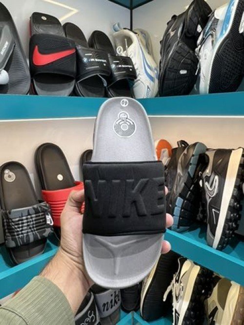 Nike Off Court Premium Slide