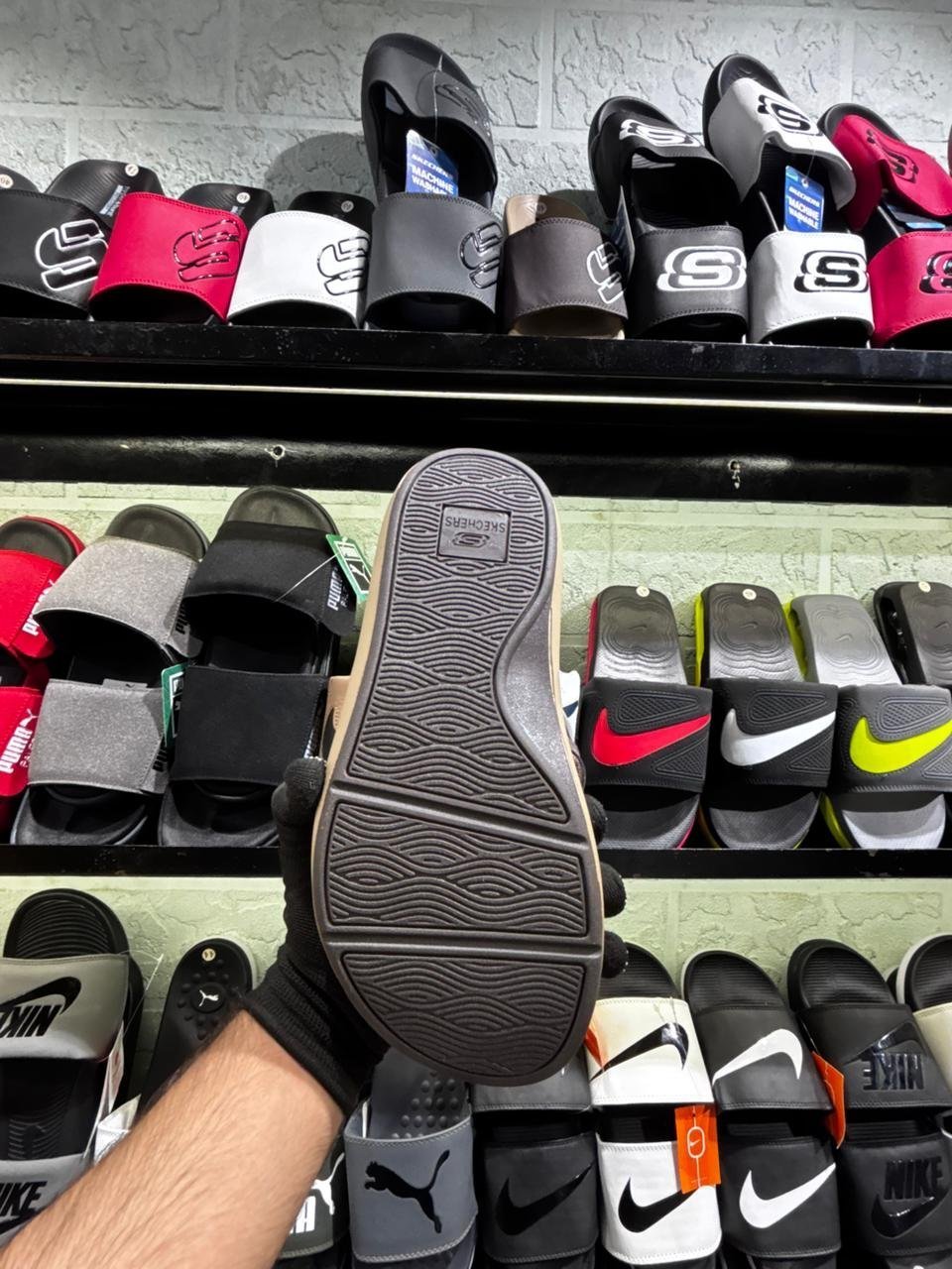 Skechers V shape latest edition - Image 3