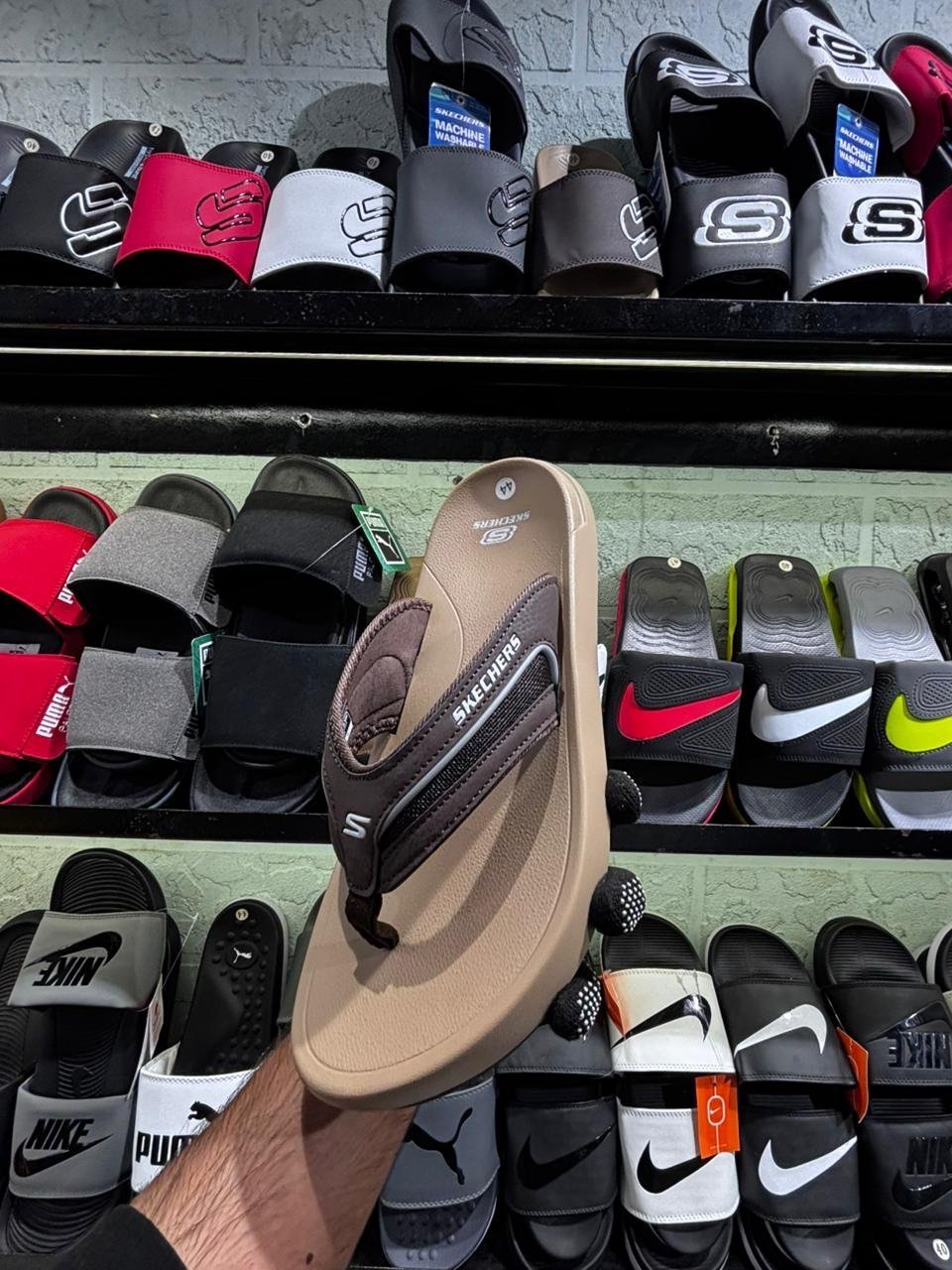 Skechers V shape latest edition