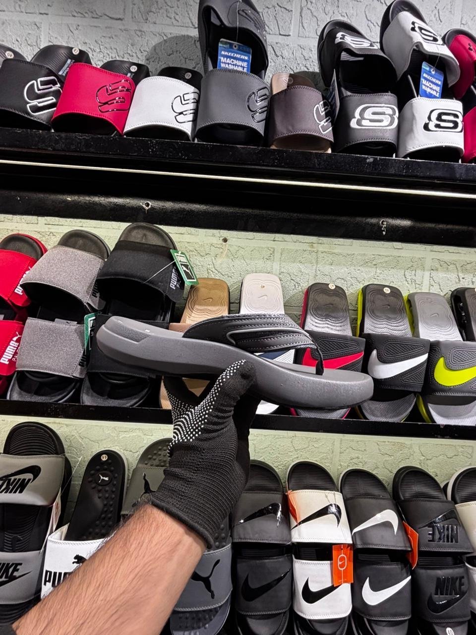 Skechers V shape latest edition - Image 3