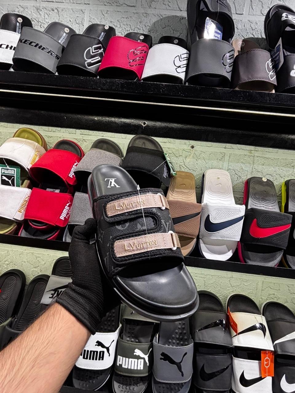 LV SLIDE LATEST EDITION