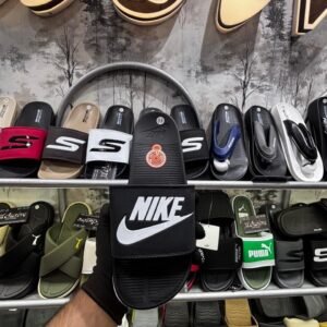 NIKE TURBO SOFTY.