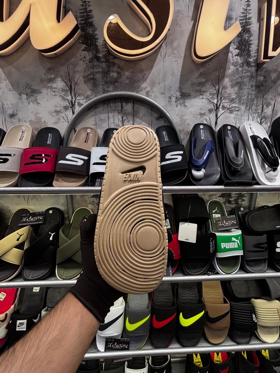 NIKE OFFCOURT LATEST EDITION. - Image 3