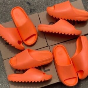 ADIDAS YEEZY SLIDE