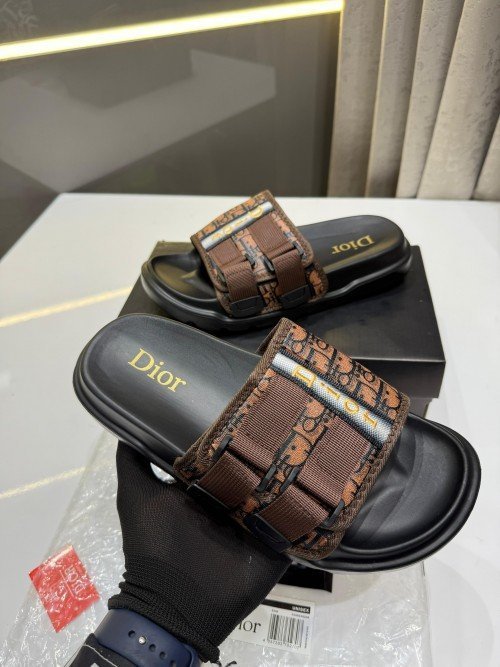 Dior Premium Slide's