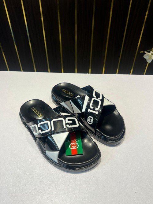 Guccii Italian Premium Logo Slide - Image 3