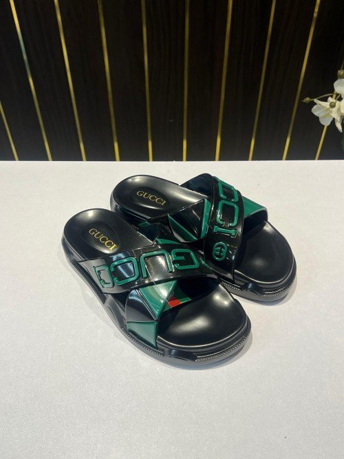 Guccii Italian Premium Logo Slide - Image 3