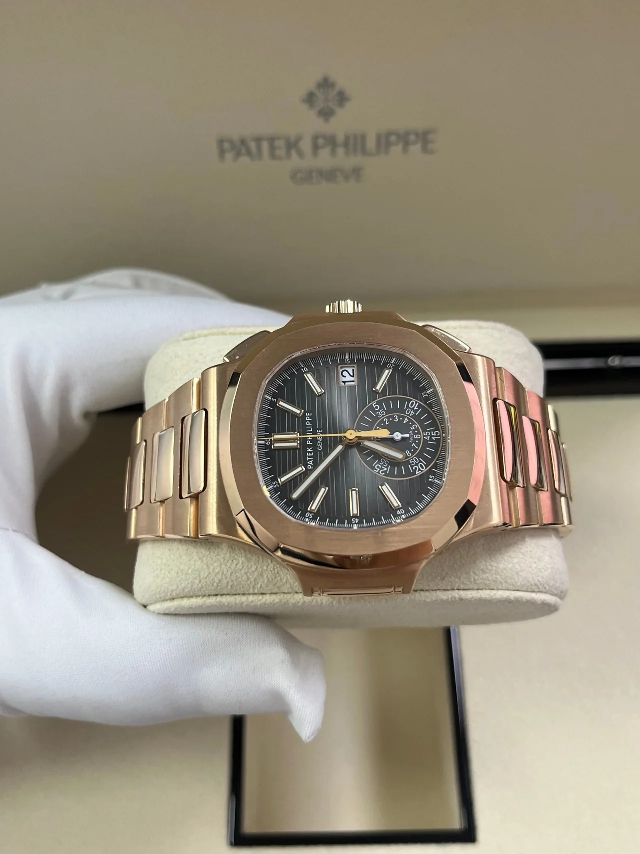 Patek Philippe Nautilus Rose Gold/ Black Gradient Dial - Image 11
