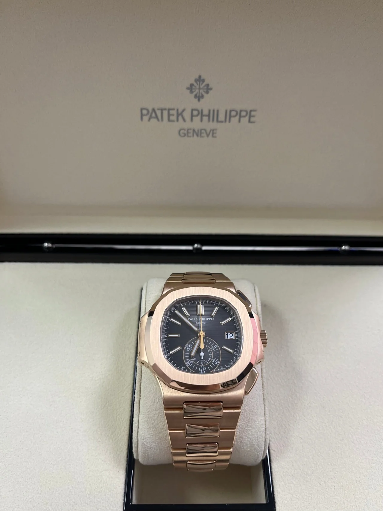 Patek Philippe Nautilus Rose Gold/ Black Gradient Dial - Image 6