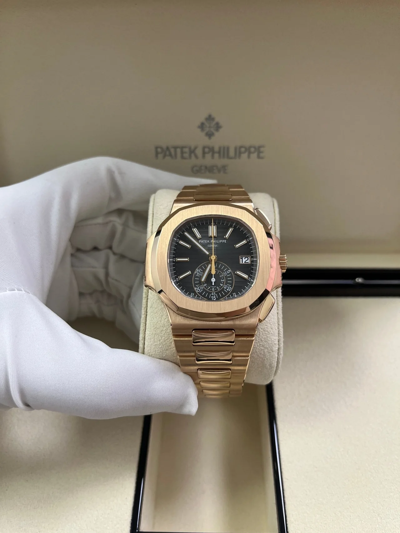 Patek Philippe Nautilus Rose Gold/ Black Gradient Dial - Image 10