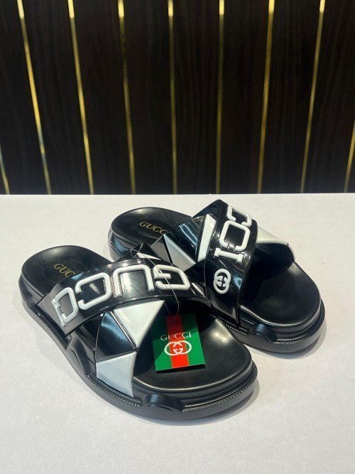 Guccii Italian Premium Logo Slide - Image 2